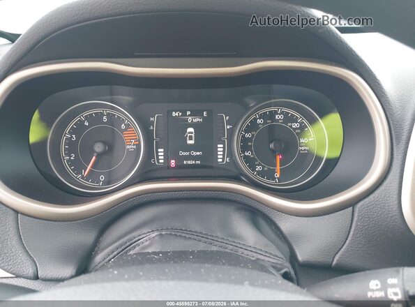 1C4PJLCB8JD583762 2018 JEEP CHEROKEE White Вид задніх сидінь