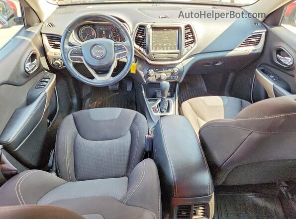 1C4PJLCB9HW623359 2017 JEEP CHEROKEE Burgundy Widok deski rozdzielczej