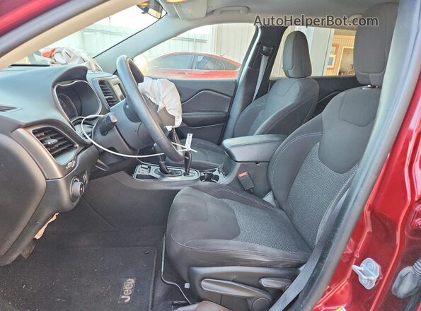 1C4PJLCBXKD110396 2019 JEEP CHEROKEE Красный Вид салона спереди