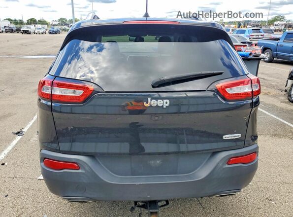 1C4PJLCS2GW207894 2016 JEEP CHEROKEE Black Widok z tyłu