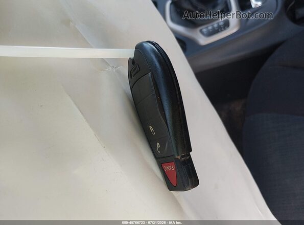 1C4PJLCSXGW233577 2016 JEEP CHEROKEE Gray Widok deski rozdzielczej