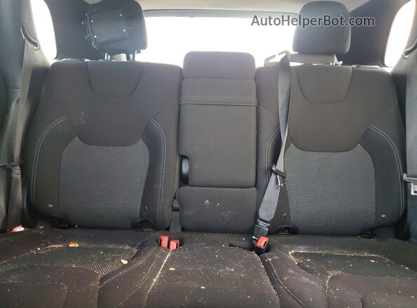 1C4PJLCX6KD285904 2019 JEEP CHEROKEE Black Widok tylnych siedzeń