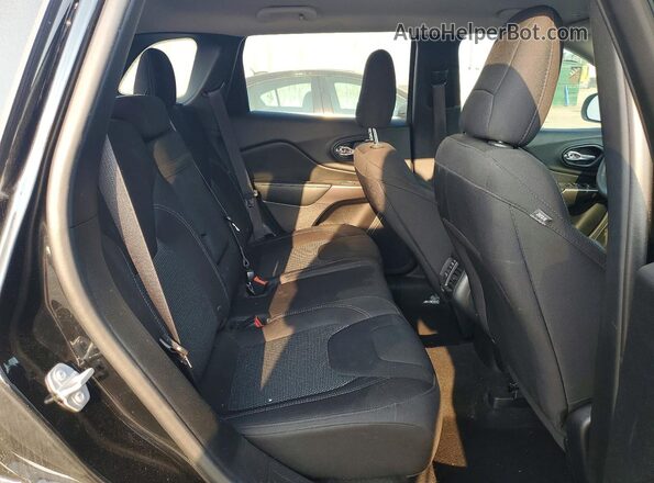 1C4PJLCX9KD284875 2019 JEEP CHEROKEE Black Вид задньої частини салону