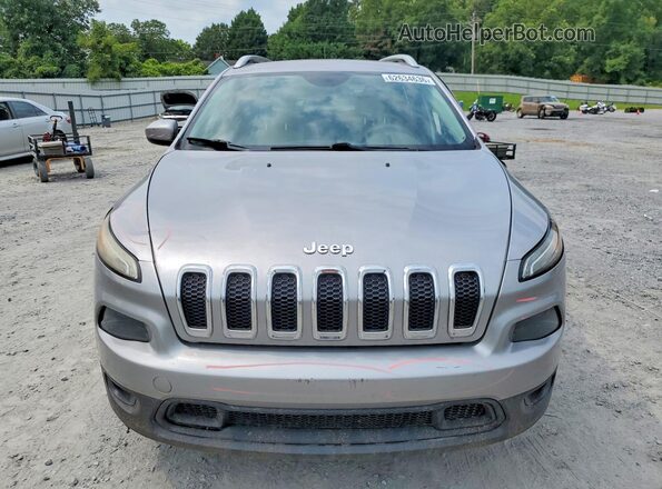 1C4PJLCXXJD524238 2018 JEEP CHEROKEE Silver Front view