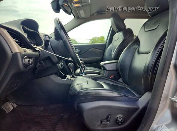 1C4PJLDB0GW239337 2016 JEEP CHEROKEE Silver Вид салону спереду