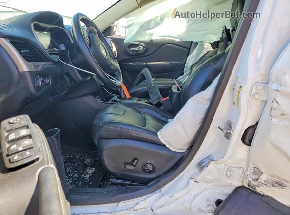 1C4PJLDB0HW539655 2017 JEEP CHEROKEE White Front interior view