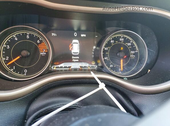 1C4PJLDB0HW539655 2017 JEEP CHEROKEE White Instrument cluster view