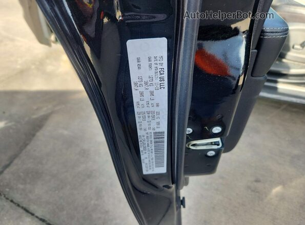 1C4PJLDB1LD565539 2020 JEEP CHEROKEE Black Widok wnętrza 360 stopni