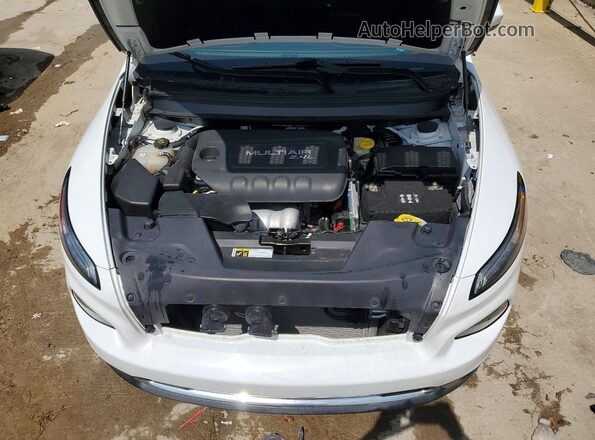 1C4PJLDB4HW613465 2017 JEEP CHEROKEE Белый Вид подкапотного пространства