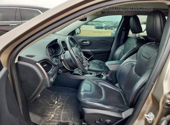 1C4PJLDB4KD110585 2019 JEEP CHEROKEE Gray Vista interior delantera