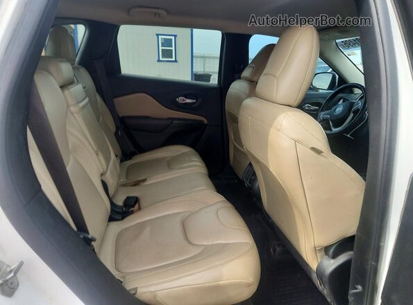 1C4PJLDB7GW336048 2016 JEEP CHEROKEE White უკანა სალონის ხედი