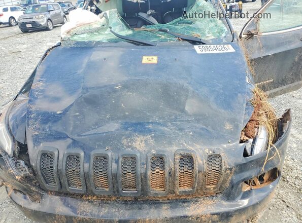 1C4PJLDB8JD621053 2018 JEEP CHEROKEE Черный Вид задней части салона