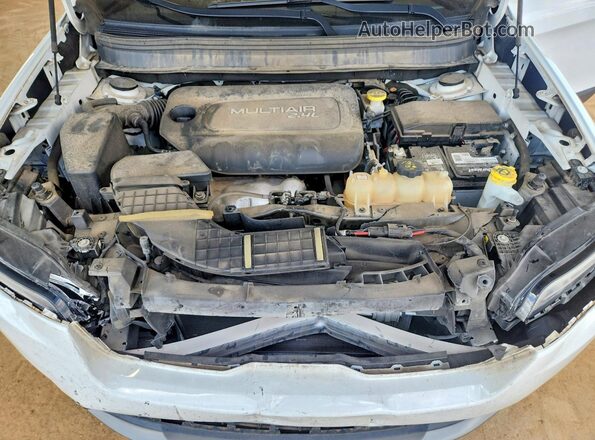 1C4PJLDB8KD185080 2019 JEEP CHEROKEE Белый Вид подкапотного пространства