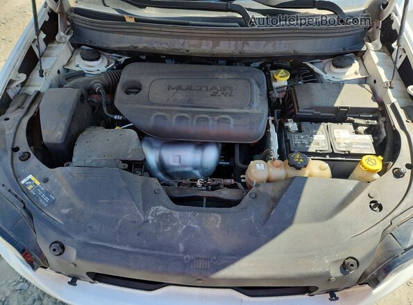 1C4PJLDB8KD362453 2019 JEEP CHEROKEE White ძრავის განყოფილების ხედი