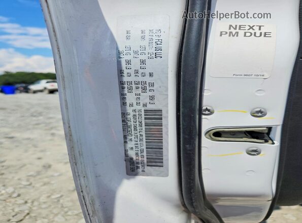 1C4PJLDB8KD362453 2019 JEEP CHEROKEE White სალონის 360-გრადუსიანი ხედი
