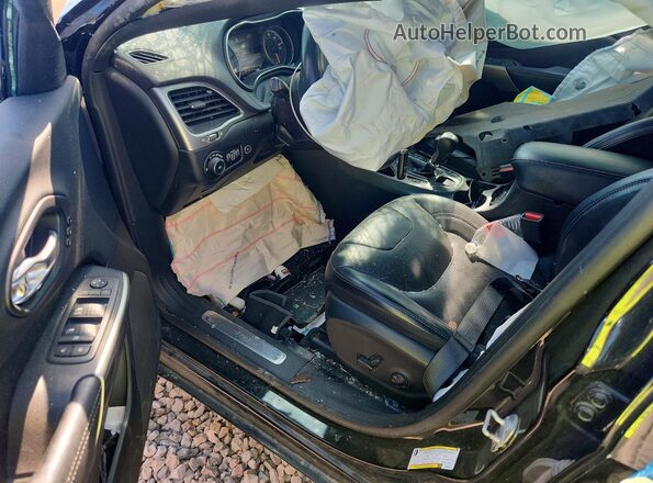 1C4PJLDN4KD333171 2019 JEEP CHEROKEE Black Vista del salpicadero