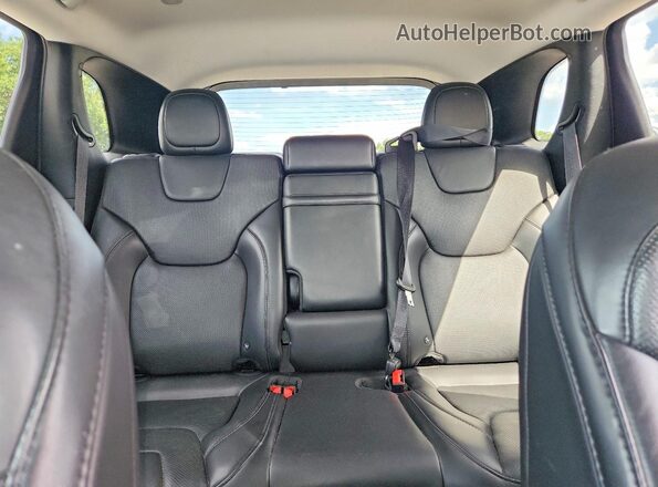 1C4PJLDN8KD164384 2019 JEEP CHEROKEE White Вид задніх сидінь