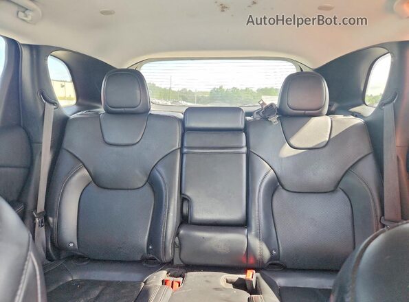 1C4PJLDNXKD135808 2019 JEEP CHEROKEE White Widok tylnych siedzeń