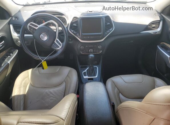1C4PJLDS5HW603432 2017 JEEP CHEROKEE White Dashboard view