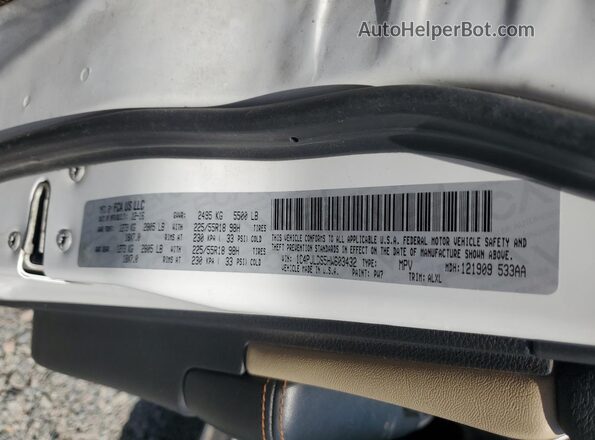 1C4PJLDS5HW603432 2017 JEEP CHEROKEE White VIN sticker view