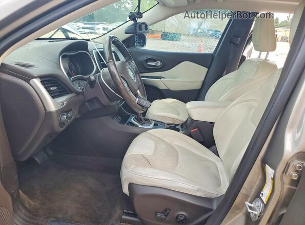 1C4PJLJS4GW315520 2016 JEEP CHEROKEE Silver Front interior view
