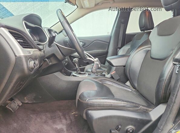1C4PJLLB0JD573744 2018 JEEP CHEROKEE Black წინა სალონის ხედი