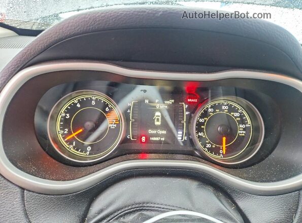 1C4PJLLB0JD573744 2018 JEEP CHEROKEE Black ხელსაწყოთა პანელის ხედი