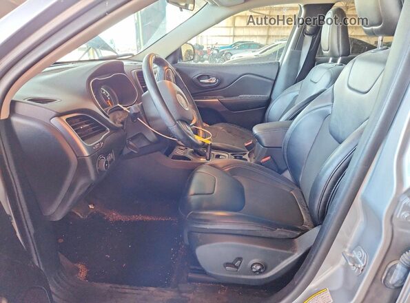 1C4PJLLB0KD202889 2019 JEEP CHEROKEE Silver წინა სალონის ხედი