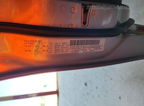 1C4PJLLB0KD202889 2019 JEEP CHEROKEE Silver სალონის 360-გრადუსიანი ხედი