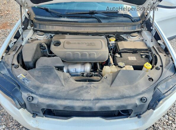 1C4PJLLB2KD486316 2019 JEEP CHEROKEE White Widok komory silnika