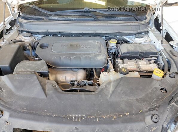 1C4PJLLB3LD652912 2020 JEEP CHEROKEE White Widok komory silnika