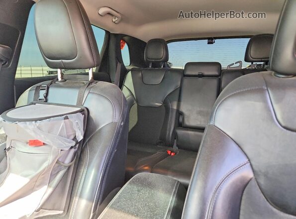 1C4PJLLB4LD585804 2020 JEEP CHEROKEE Синий Вид задних сидений