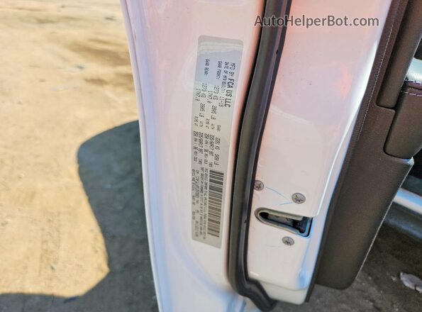 1C4PJLLB7LD573923 2020 JEEP CHEROKEE White Вид підкапотного простору