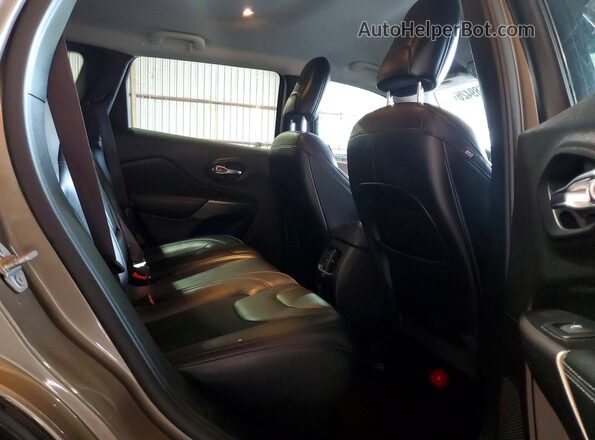 1C4PJLLB8LD577611 2020 JEEP CHEROKEE Tan Vista de los asientos traseros