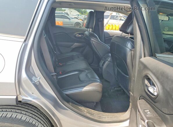 1C4PJLLBXKD201829 2019 JEEP CHEROKEE Gray უკანა სალონის ხედი