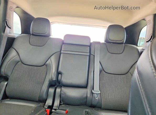 1C4PJLLX6JD551629 2018 JEEP CHEROKEE White Vista de los asientos traseros