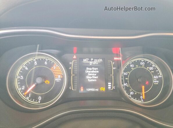 1C4PJLLX8KD204563 2019 JEEP CHEROKEE Бордовый Вид щитка приборов