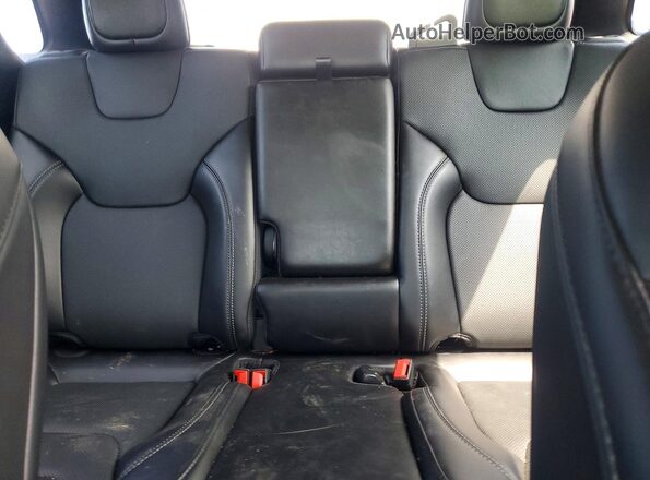1C4PJLMX5MD183771 2021 JEEP CHEROKEE Black Rear seats view
