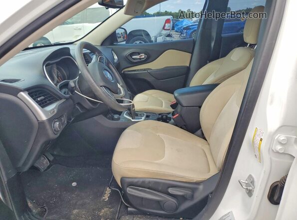 1C4PJMAB0GW117006 2016 JEEP CHEROKEE Белый Вид салона спереди