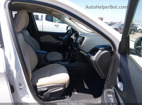1C4PJMAB0GW343529 2016 JEEP CHEROKEE White Widok wnętrza z przodu