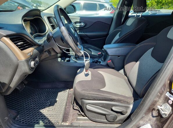 1C4PJMAB3GW301243 2016 JEEP CHEROKEE Charcoal Вид задньої частини салону