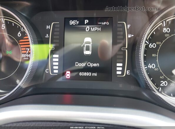 1C4PJMAB3HW581828 2017 JEEP CHEROKEE White Vista de los asientos traseros