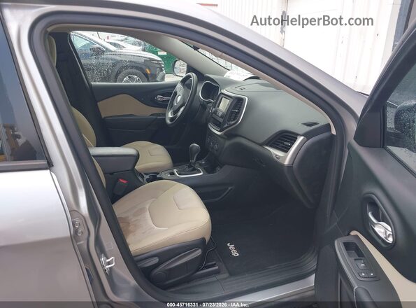 1C4PJMAB7GW313864 2016 JEEP CHEROKEE Бежевый Вид салона спереди