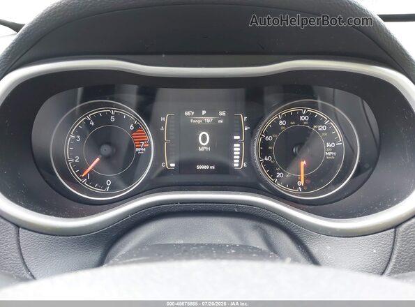 1C4PJMAB8GW289168 2016 JEEP CHEROKEE Green Widok tylnych siedzeń