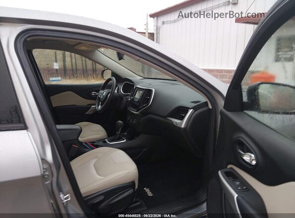 1C4PJMAB8HW579394 2017 JEEP CHEROKEE Gray Սալոնի դիմացի տեսք