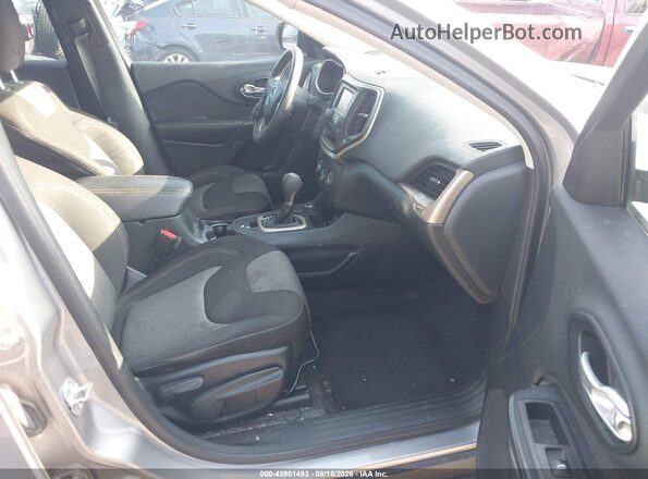 1C4PJMAB9GW247169 2016 JEEP CHEROKEE Серый Вид салона спереди