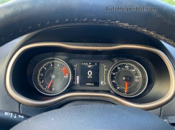 1C4PJMAS2GW220671 2016 JEEP CHEROKEE Черный Вид панели приборов