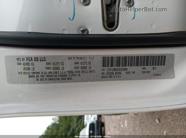 1C4PJMBB4HD239900 2017 JEEP CHEROKEE White ძრავის განყოფილების ხედი