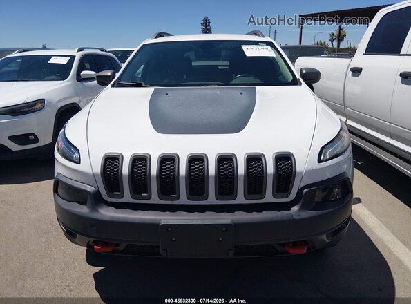 1C4PJMBB7HD225053 2017 JEEP CHEROKEE White Vista del cuadro de instrumentos