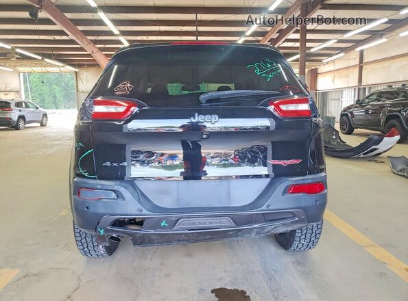 1C4PJMBB9JD608563 2018 JEEP CHEROKEE Черный Вид сзади